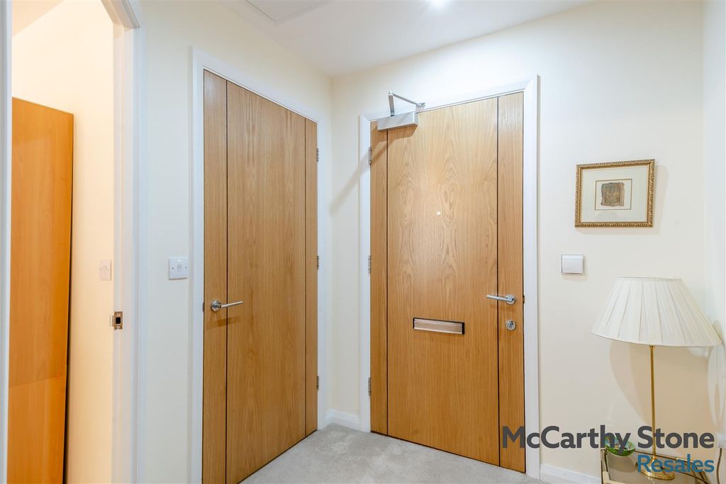 Property photo 2 of 51 8698499-Interior14.Jpg