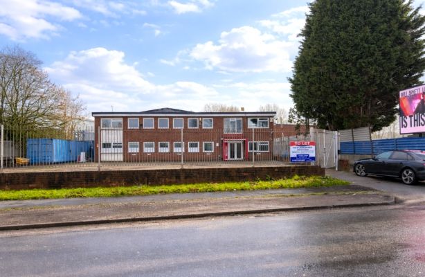 Property photo 1 of 2