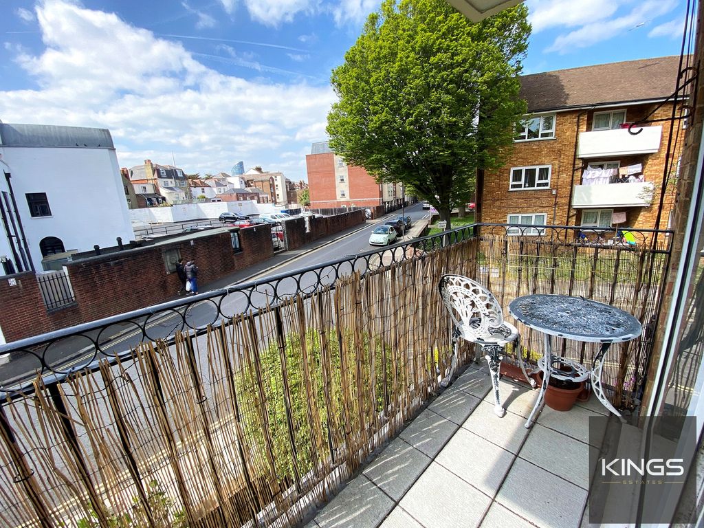 Property photo 3 of 14