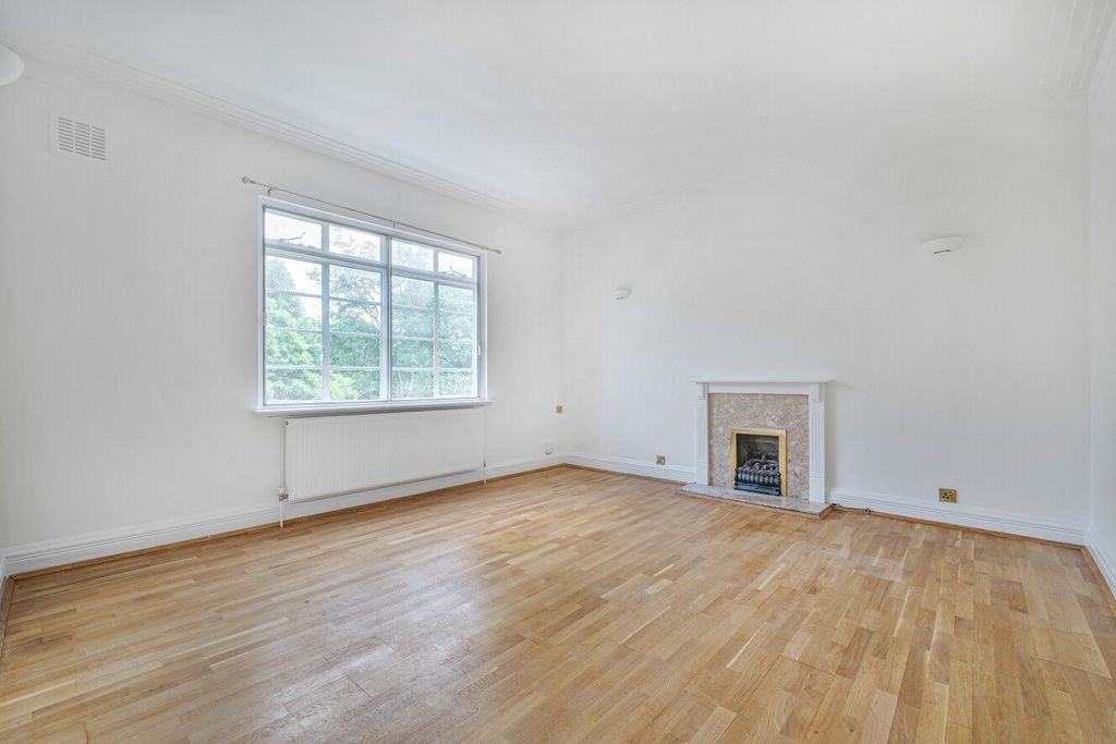 Property photo 2 of 9 Picture No. 04
