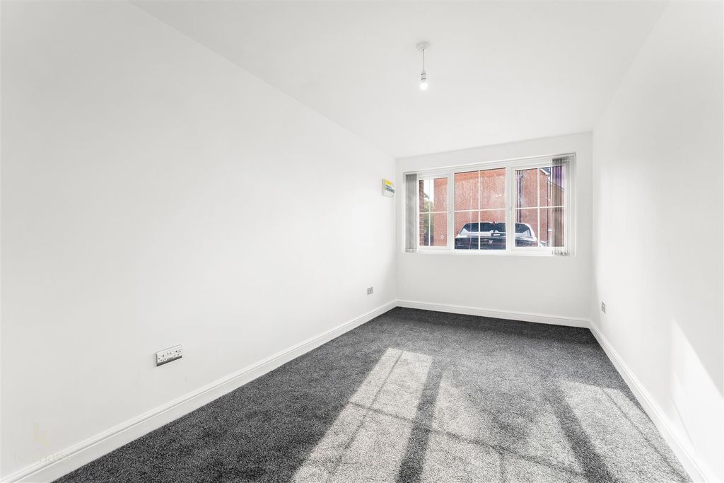 Property photo 2 of 33 2.Jpg