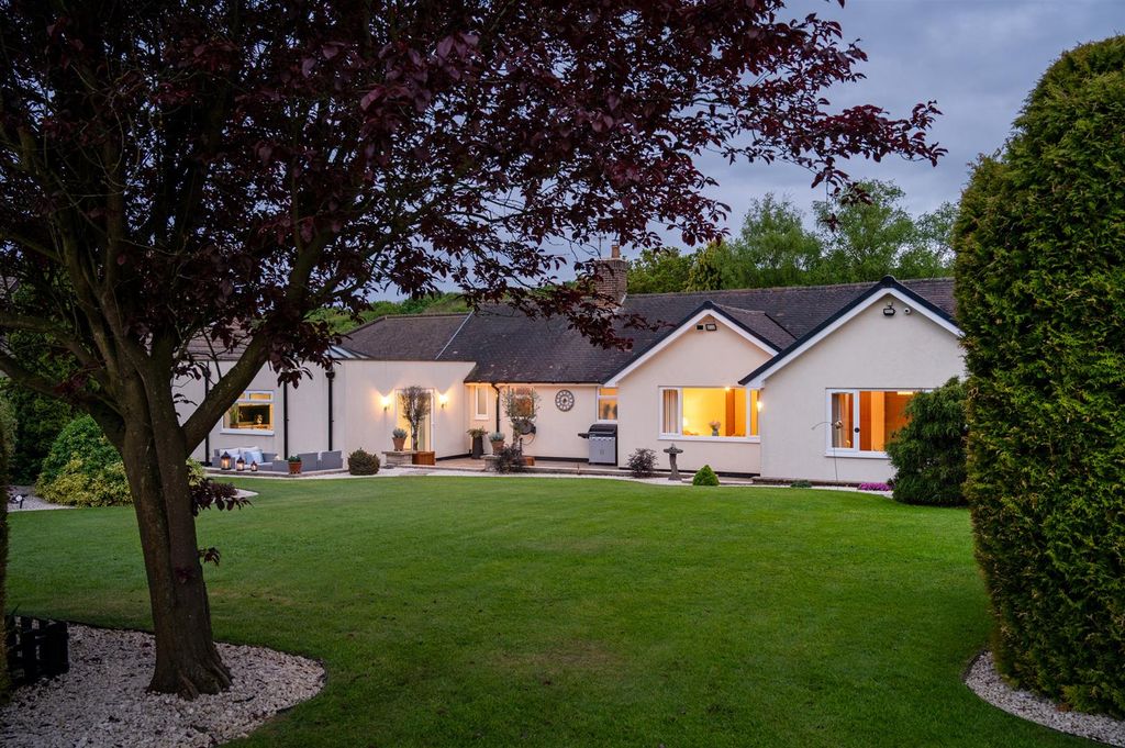 Property photo 1 of 34 Exterior And Gardens