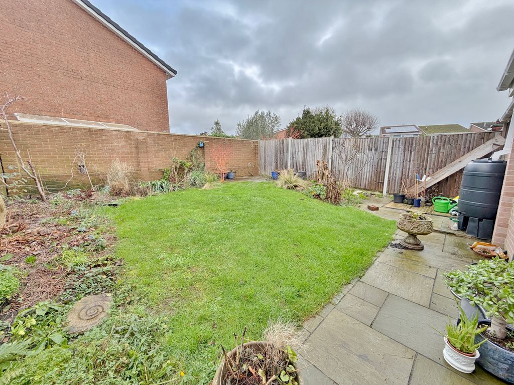 Property photo 2 of 21