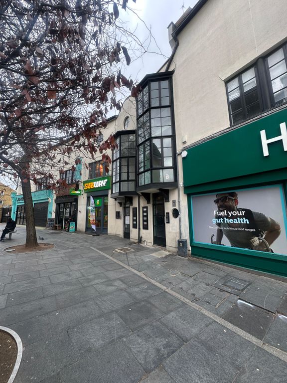 Property photo 1 of 5