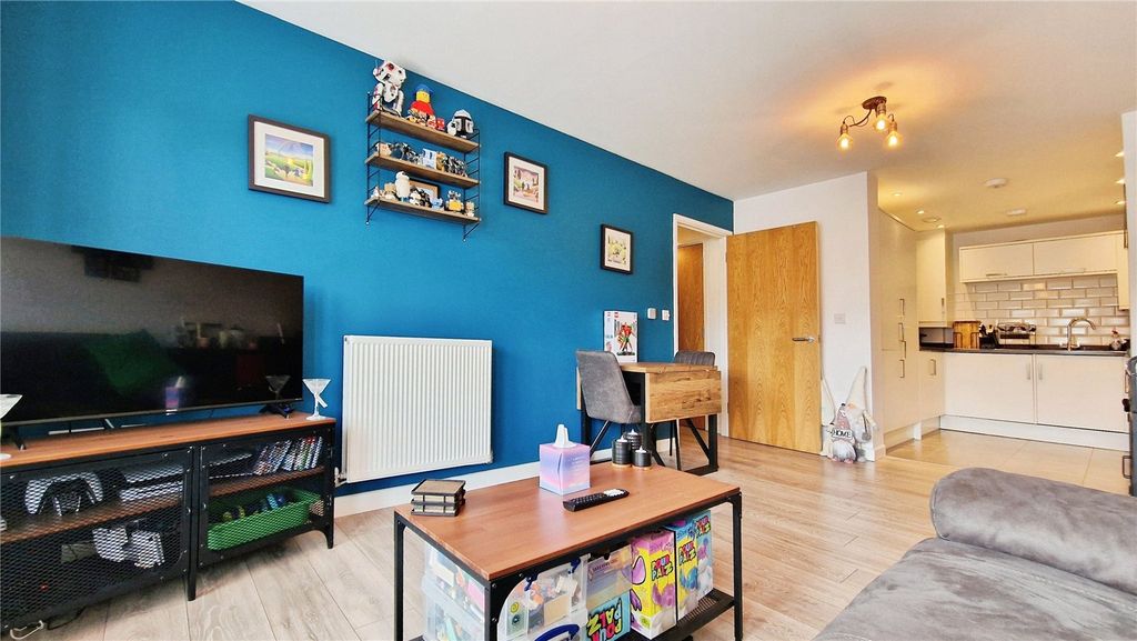 Property photo 2 of 12 Picture No. 05