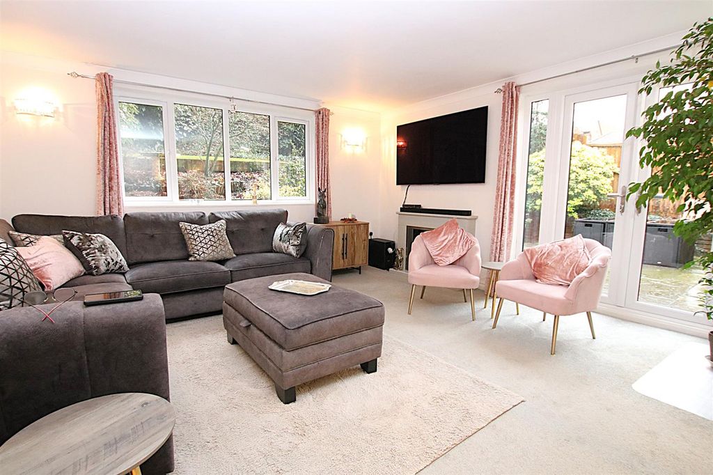 Property photo 2 of 23 Img_8786.Jpg