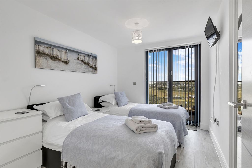 Additional image 10 of 2 bed flat for saleWaterstone House, Tenby SA70