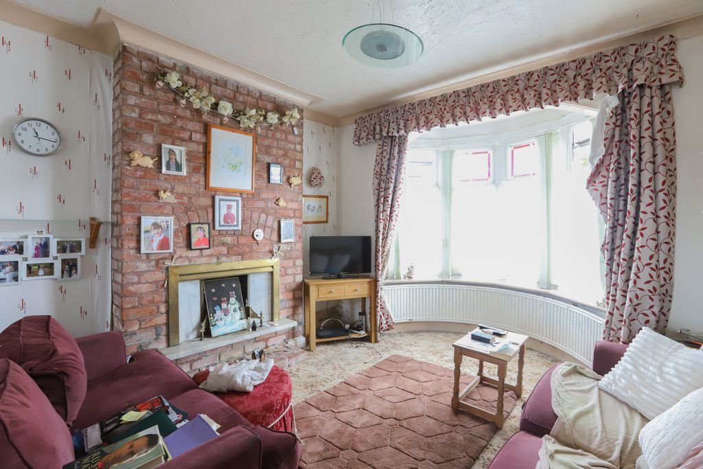 Property photo 3 of 17 3