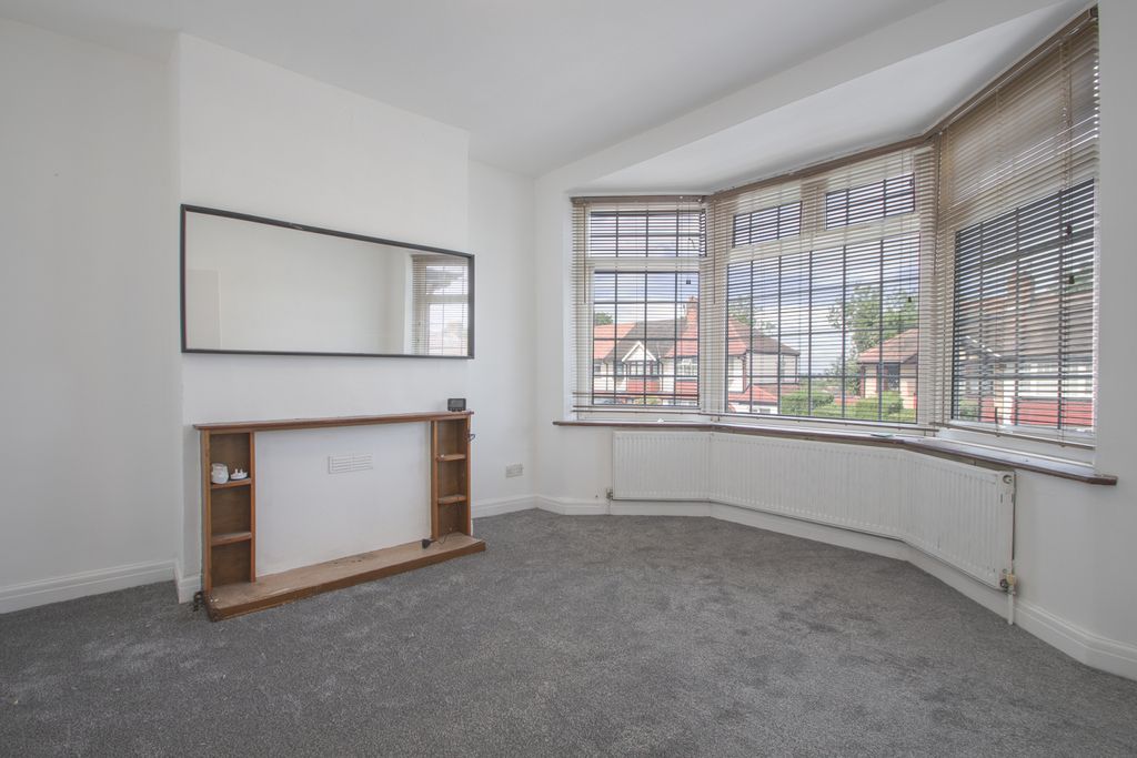 Property photo 2 of 9 Gallery
