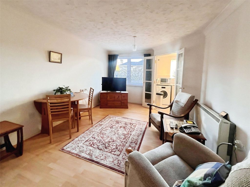 Property photo 2 of 9 Picture No. 08