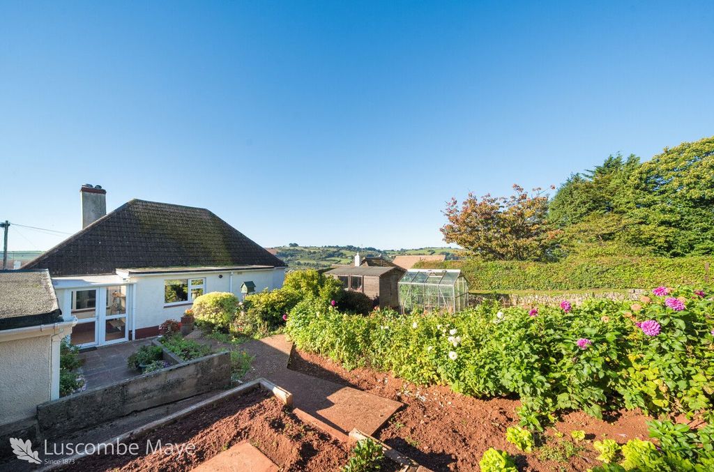 Property photo 3 of 19