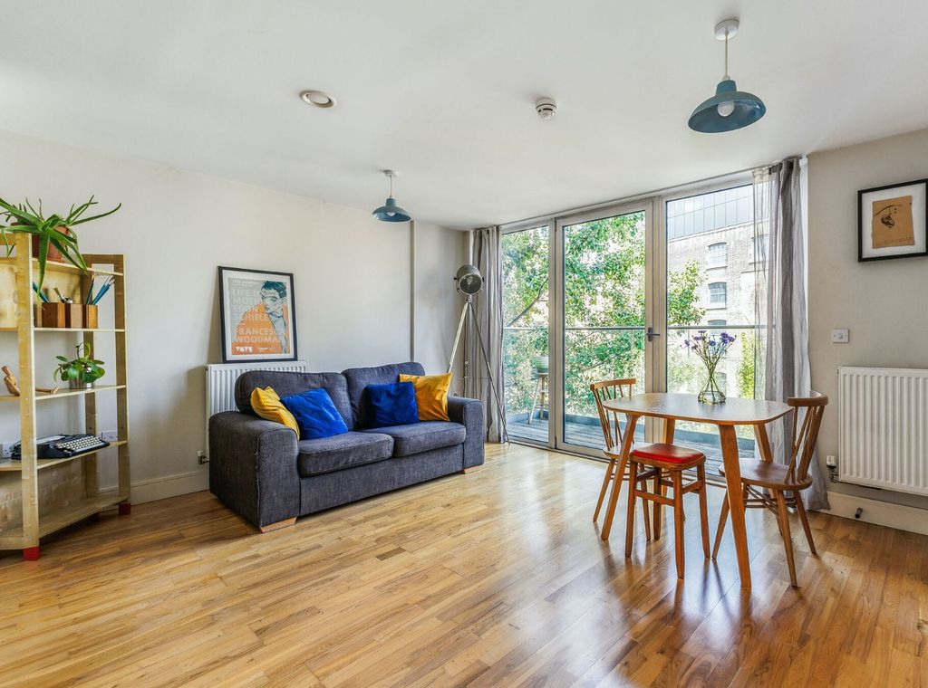 Property photo 1 of 12 4522881
