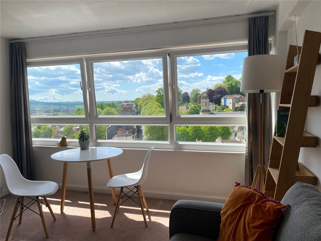 Property photo 3 of 15 Picture No. 28