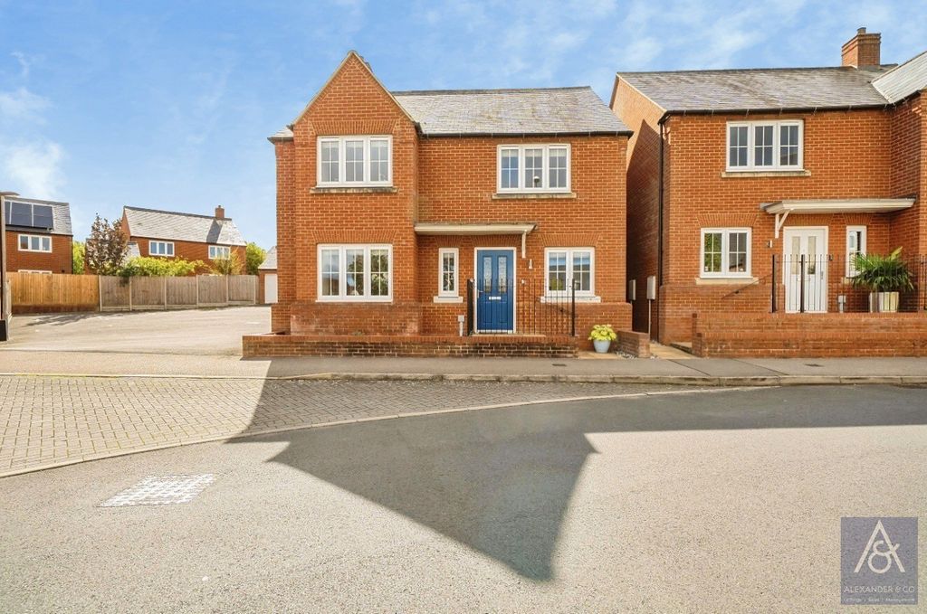 Property photo 1 of 22 Pbox-Img.Jpg