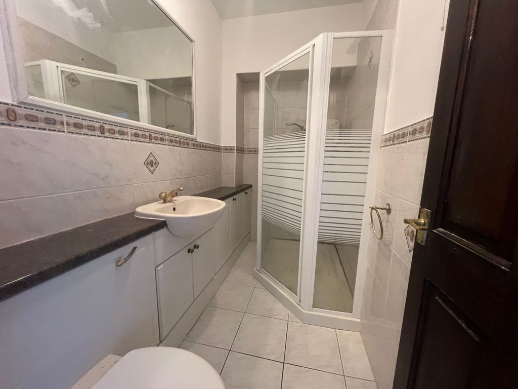 Property photo 3 of 4 Photo 3