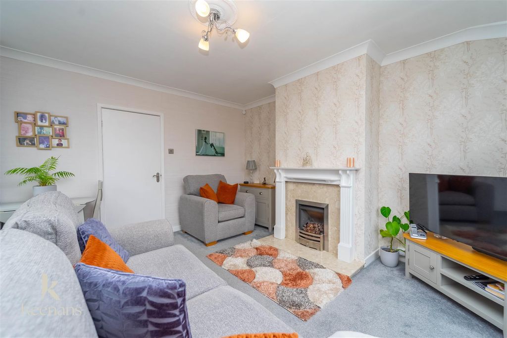 Property photo 3 of 28 5.Jpg