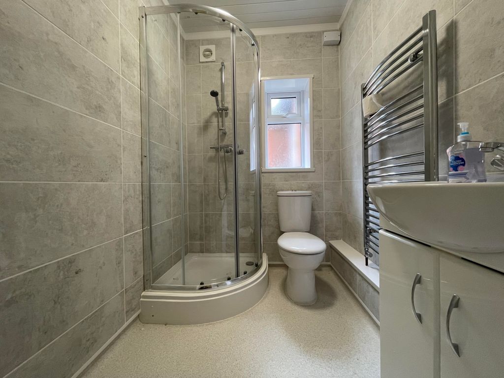 Property photo 3 of 7 Image