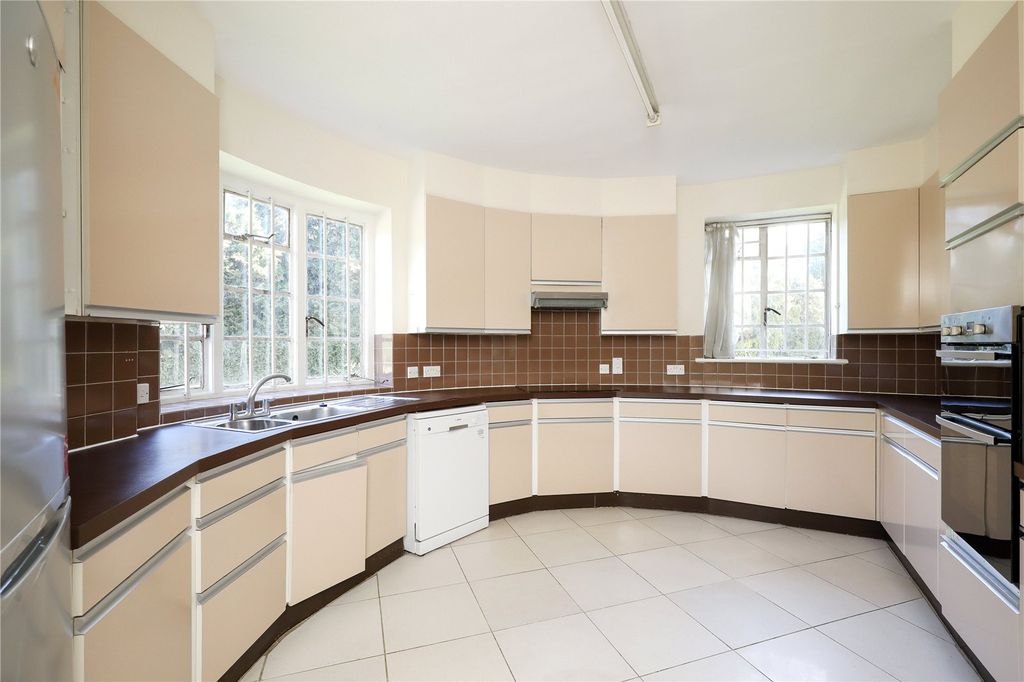 Property photo 3 of 16 Picture No. 07