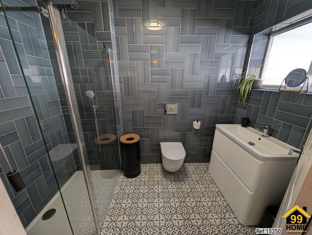 Property photo 3 of 14 Photo 2