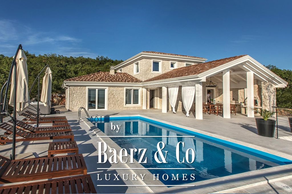 Property photo 1 of 27