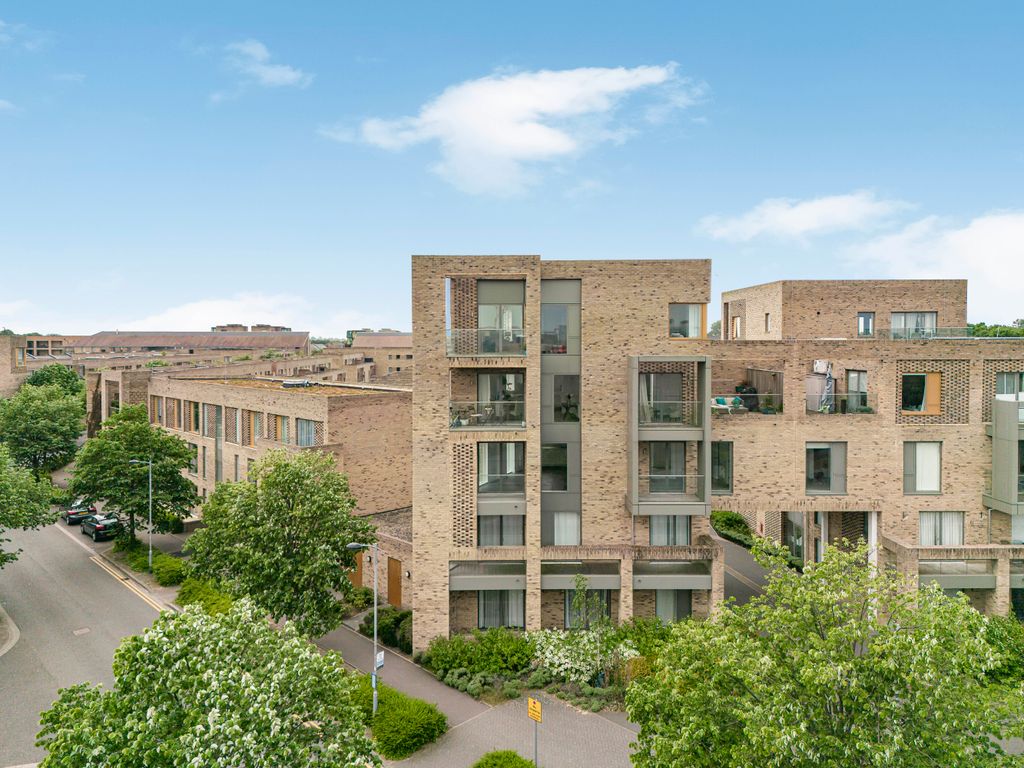 Property photo 2 of 18