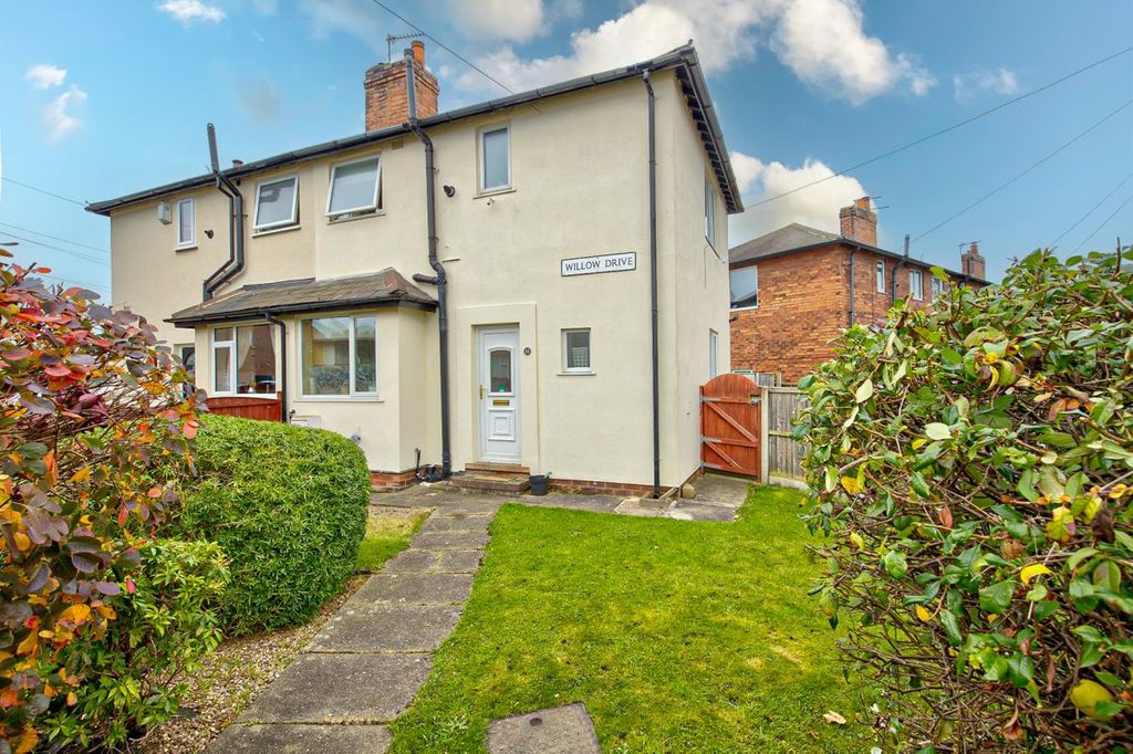 Property photo 1 of 15 2 Bedroom, Semi Detached
