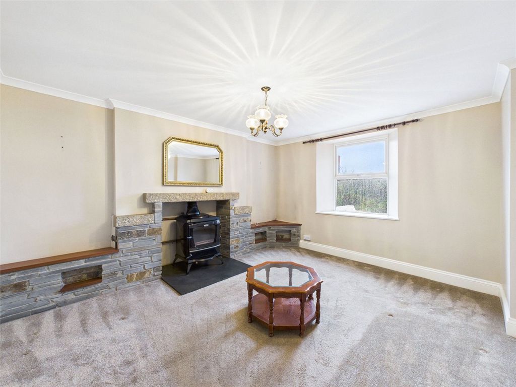 Property photo 3 of 12 Picture No. 26