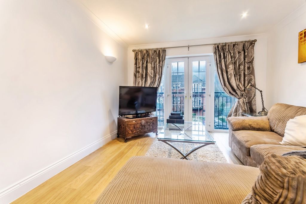 Property photo 2 of 13 Pbox-Img.Jpg