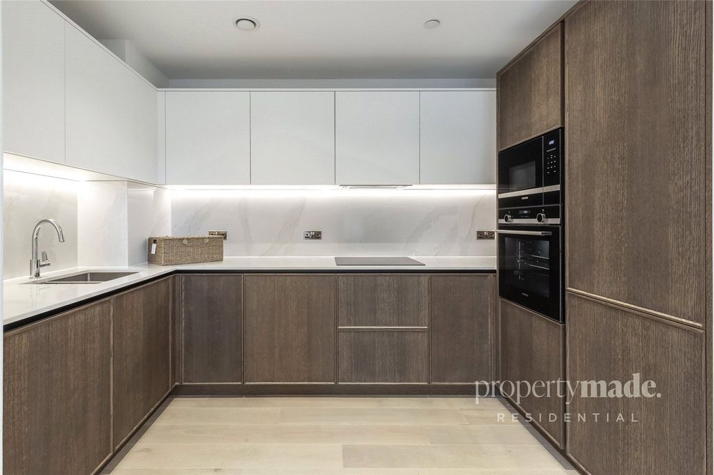 Property photo 2 of 20 Picture No. 33