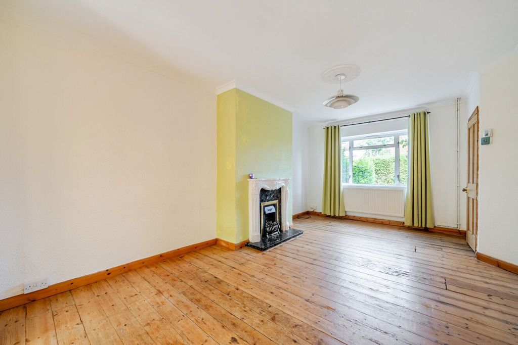 Property photo 3 of 19 Picture No. 16