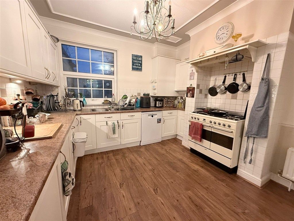 Property photo 1 of 15 Kitchen