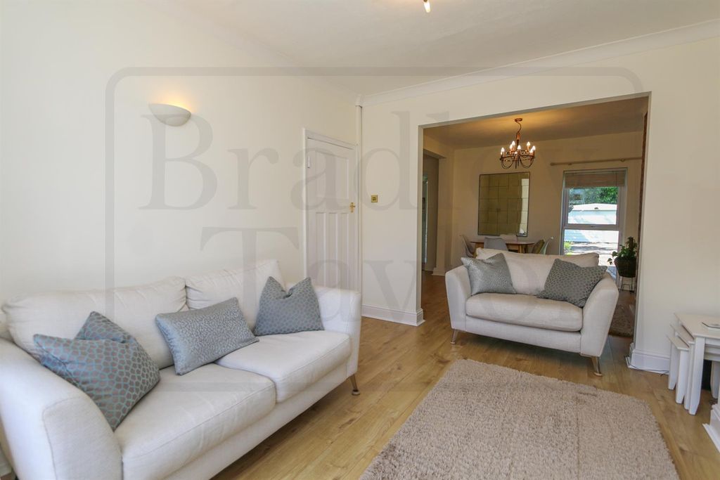 Property photo 3 of 23 Img_9145.Jpg