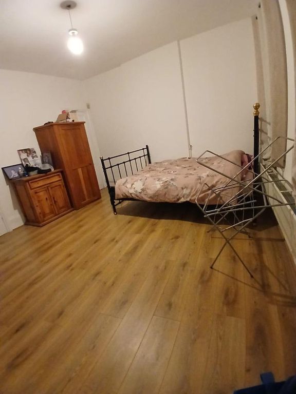 Property photo 3 of 10 Property