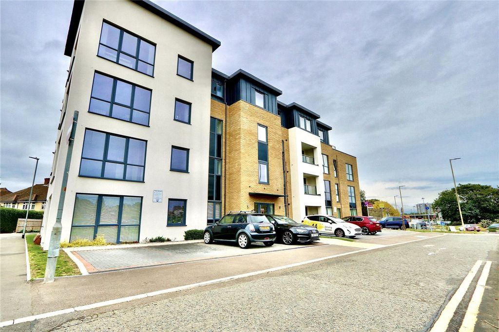 Property photo 1 of 9 Picture No. 06