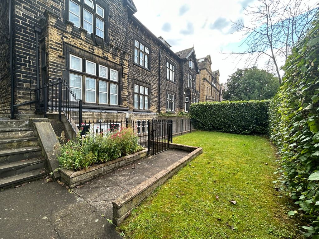 Property photo 2 of 12 Picture No. 16