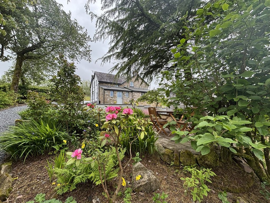 Property photo 2 of 24 Not Specified