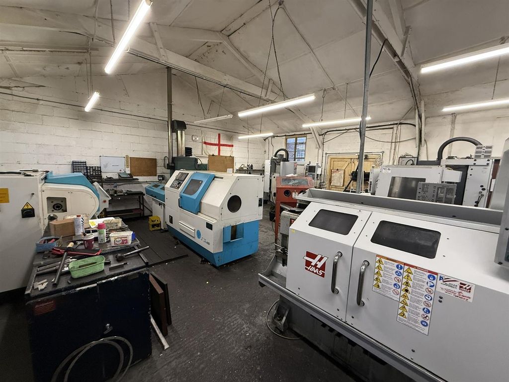 Property photo 2 of 12