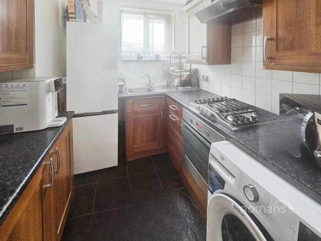 Property photo 3 of 10 Pbox-Img.Jpg