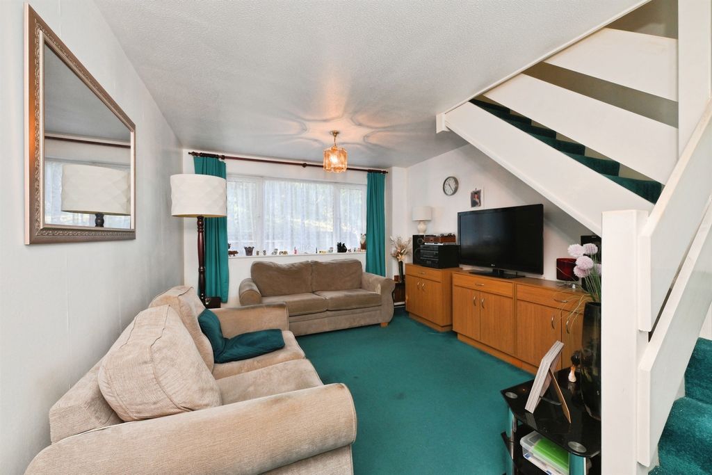 Property photo 3 of 15
