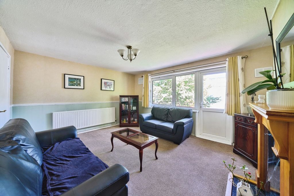 Property photo 2 of 19 Pbox-Img.Jpg