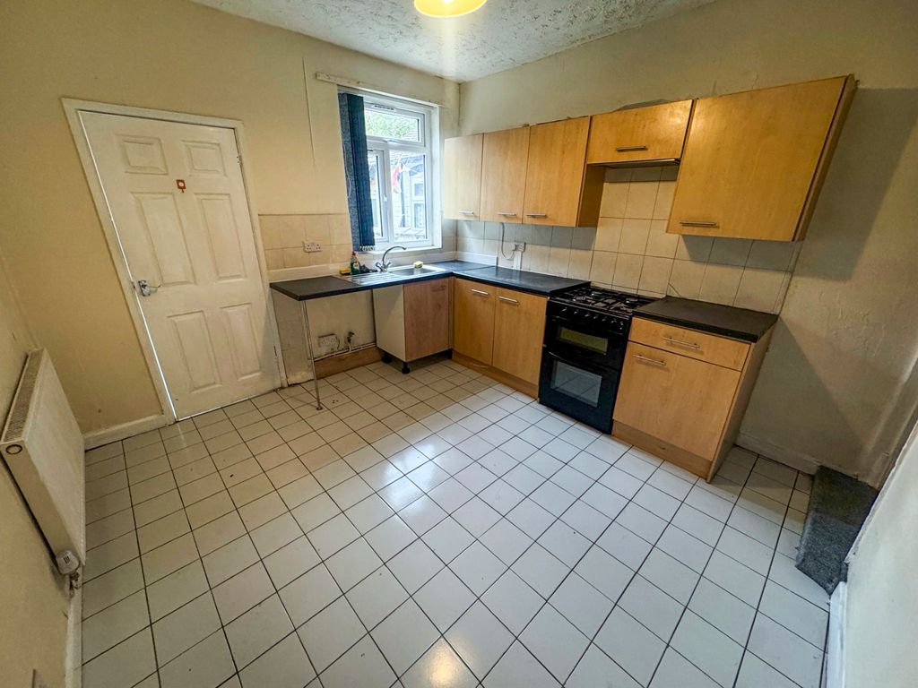 Property photo 3 of 7 Picture No. 20