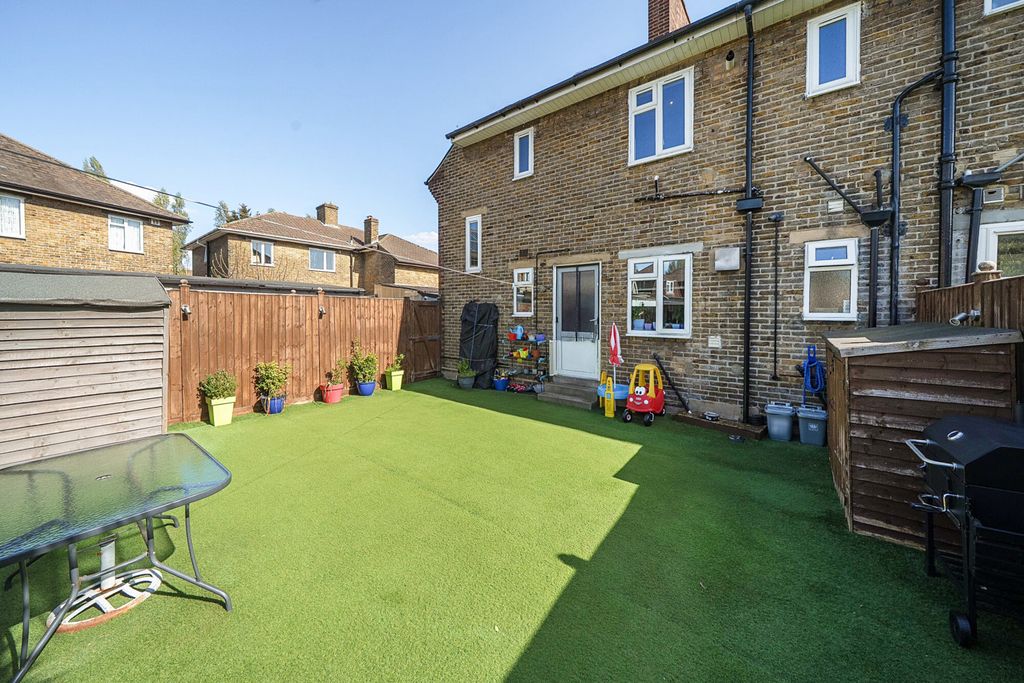 Property photo 1 of 13 Garden