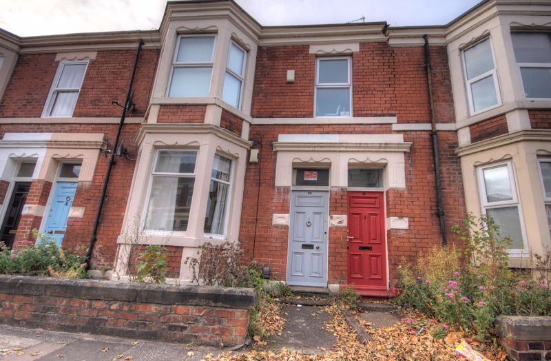 Property photo 1 of 7 Photo 4