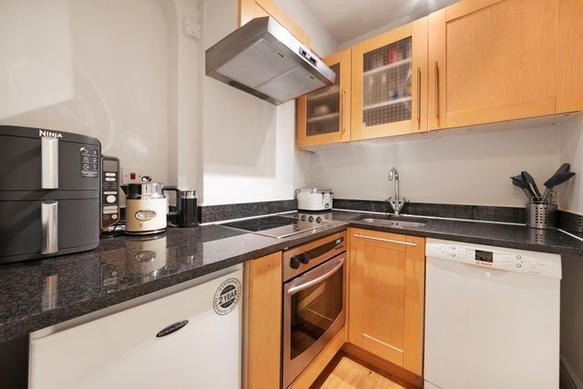 Property photo 2 of 5