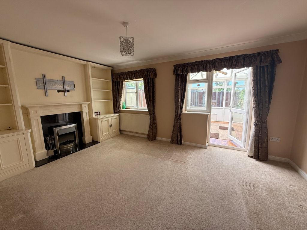 Property photo 2 of 15 Picture No. 31