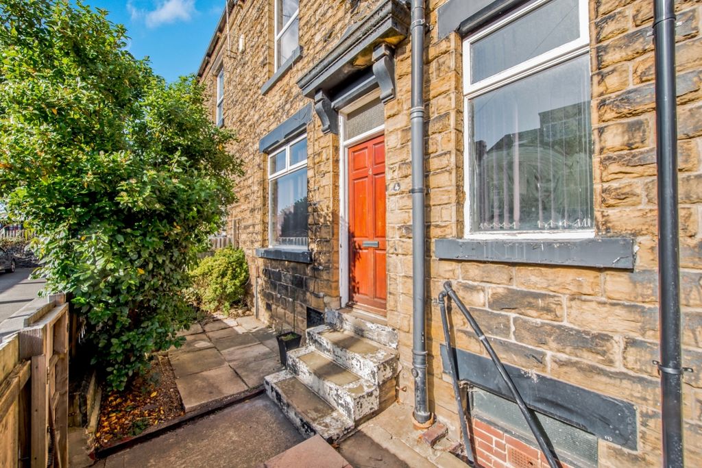 Property photo 2 of 17 Lrg_4 Nansen Avenue, Ls13 3Qf-34