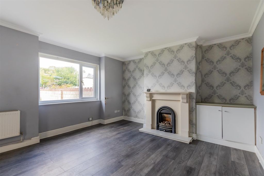 Property photo 3 of 17 56A (6 Of 18).Jpg