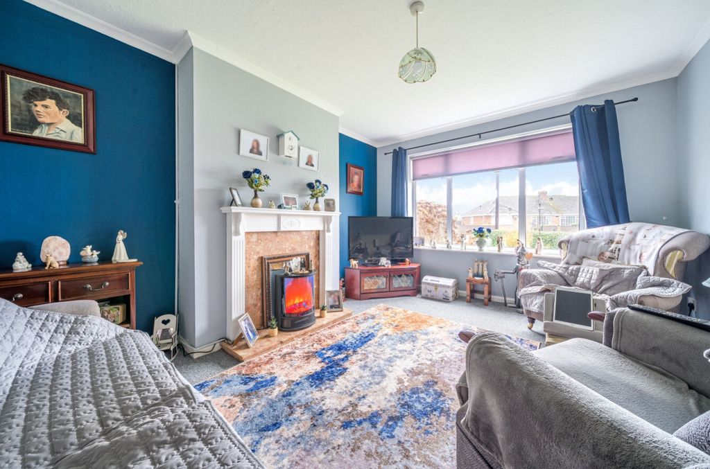 Property photo 2 of 13 1405886-3-6978Aeb740596 - Copy