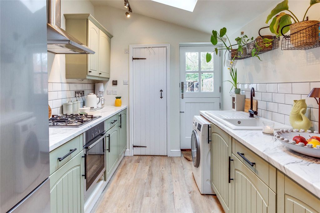 Property photo 3 of 12 Picture No. 25