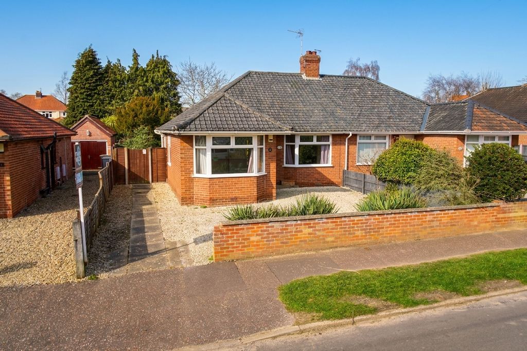 Property photo 1 of 20